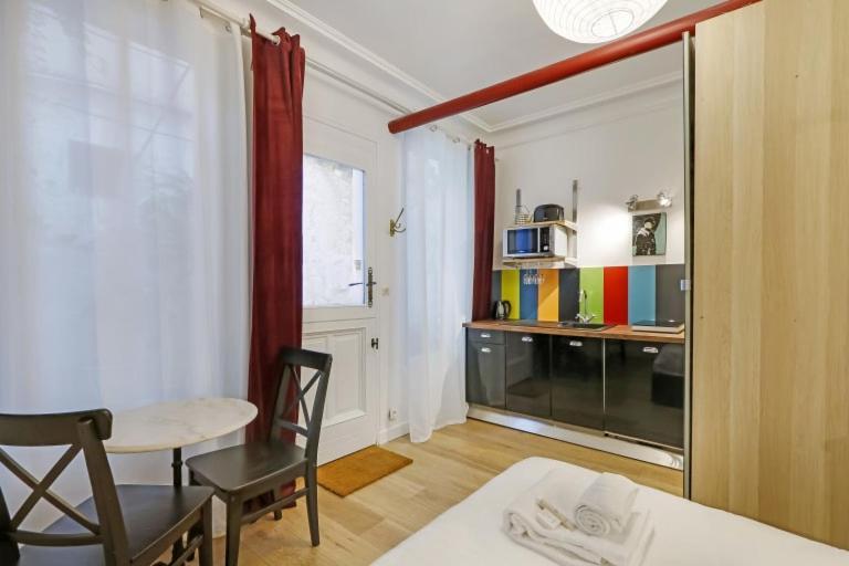 A Sweet Studio In Montparnasse - Boulevard Du Montparnasse Paris Exteriör bild