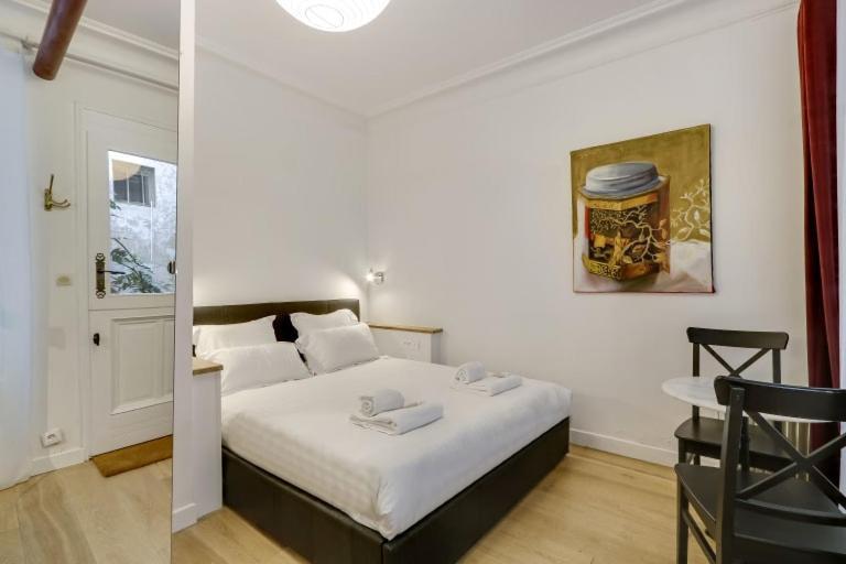A Sweet Studio In Montparnasse - Boulevard Du Montparnasse Paris Exteriör bild