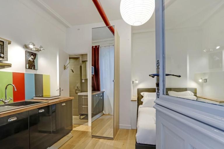 A Sweet Studio In Montparnasse - Boulevard Du Montparnasse Paris Exteriör bild