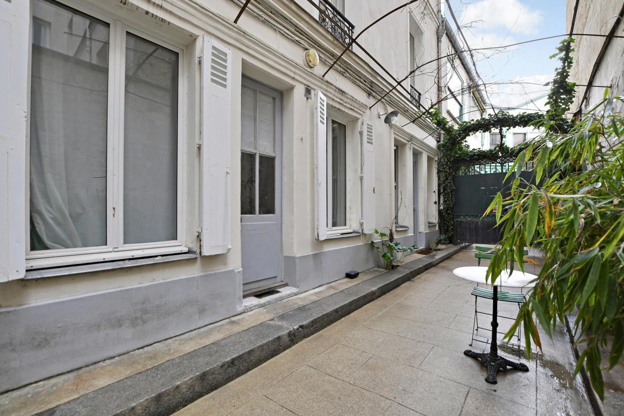 A Sweet Studio In Montparnasse - Boulevard Du Montparnasse Paris Exteriör bild