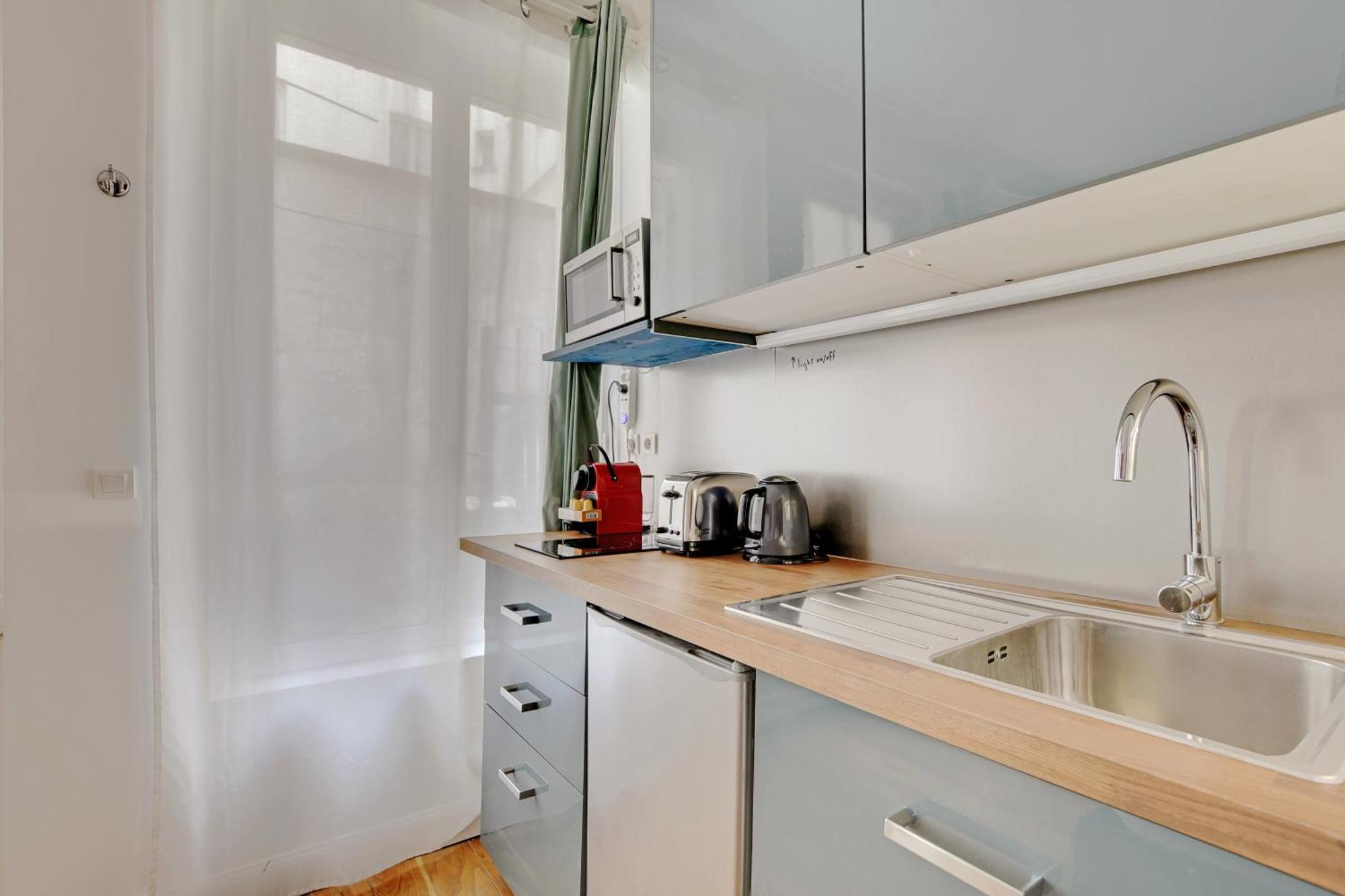A Sweet Studio In Montparnasse - Boulevard Du Montparnasse Paris Exteriör bild